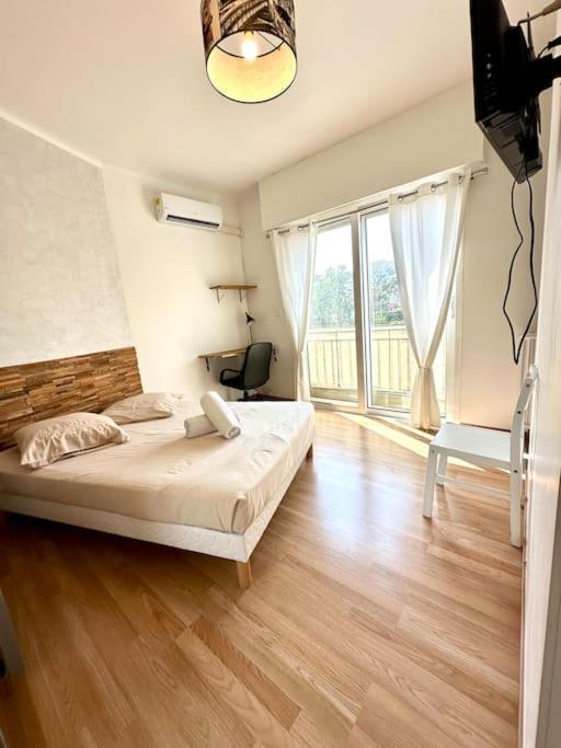 Appartement Avec 4 Chambres Doubles - Proche De La Mer, Des Transports Et De La Promenade Des Anglais 尼斯 外观 照片