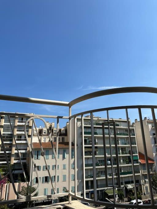 Appartement Avec 4 Chambres Doubles - Proche De La Mer, Des Transports Et De La Promenade Des Anglais 尼斯 外观 照片