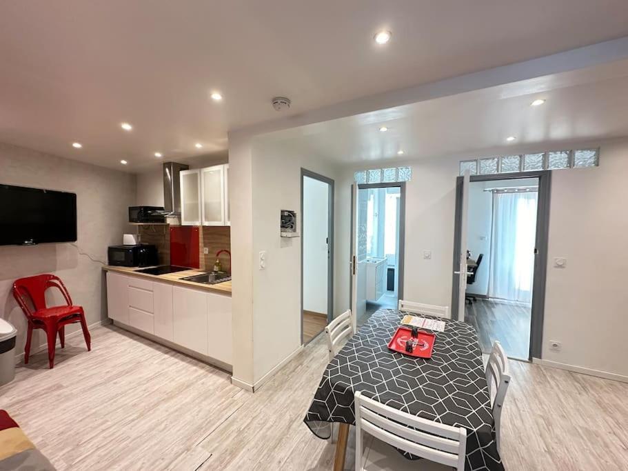 Appartement Avec 4 Chambres Doubles - Proche De La Mer, Des Transports Et De La Promenade Des Anglais 尼斯 外观 照片
